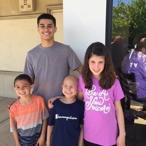 Meet your Posher, Elena